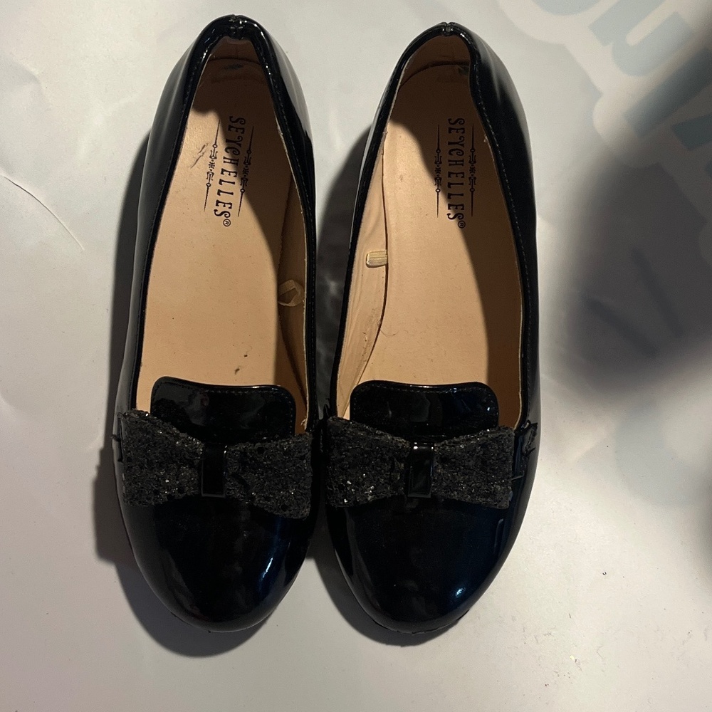 Girls shoe